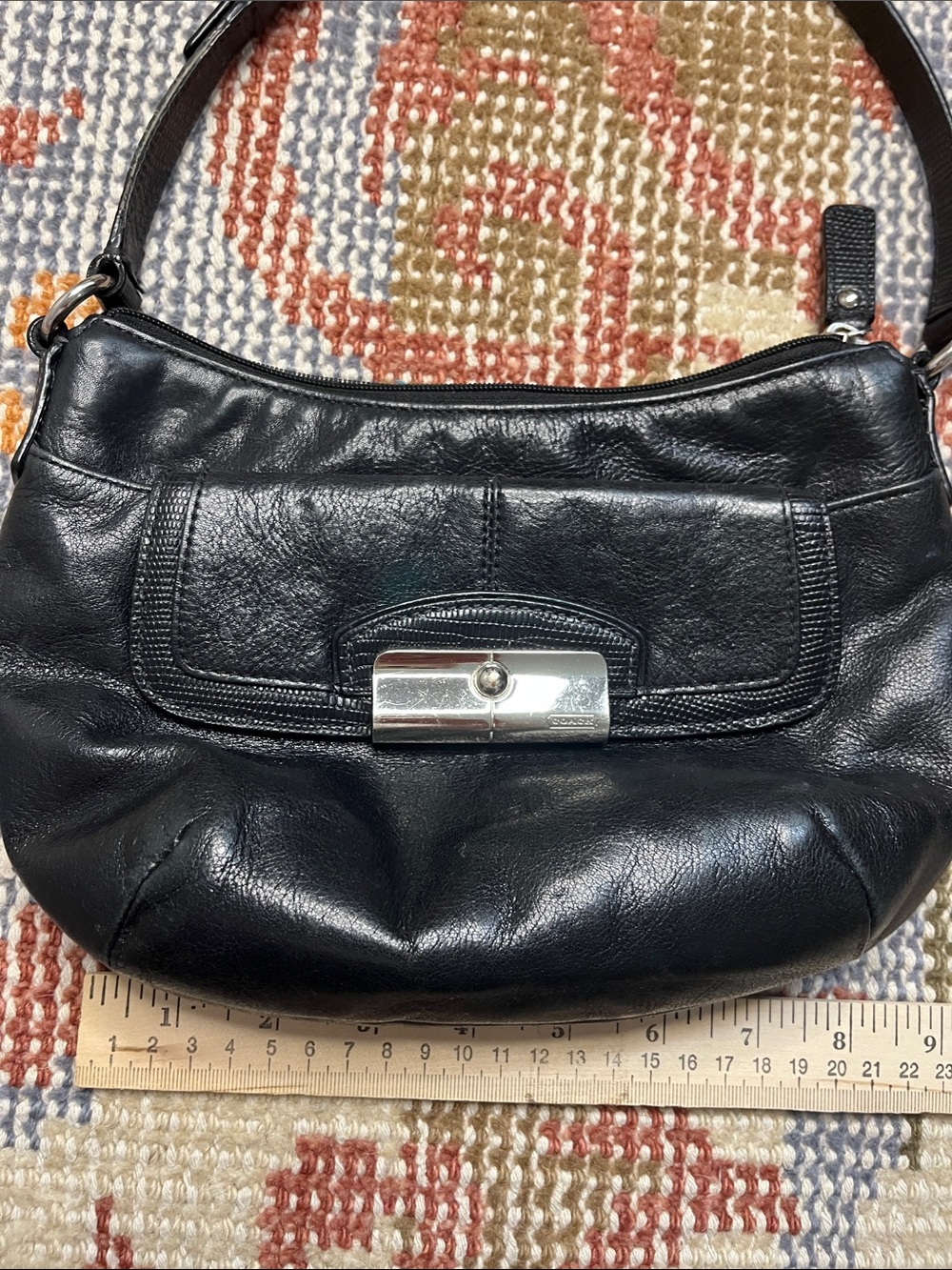 Coach Kristin Hobo Bag Black Leather Silver Turn Lock EUC - Picture 3 of 10